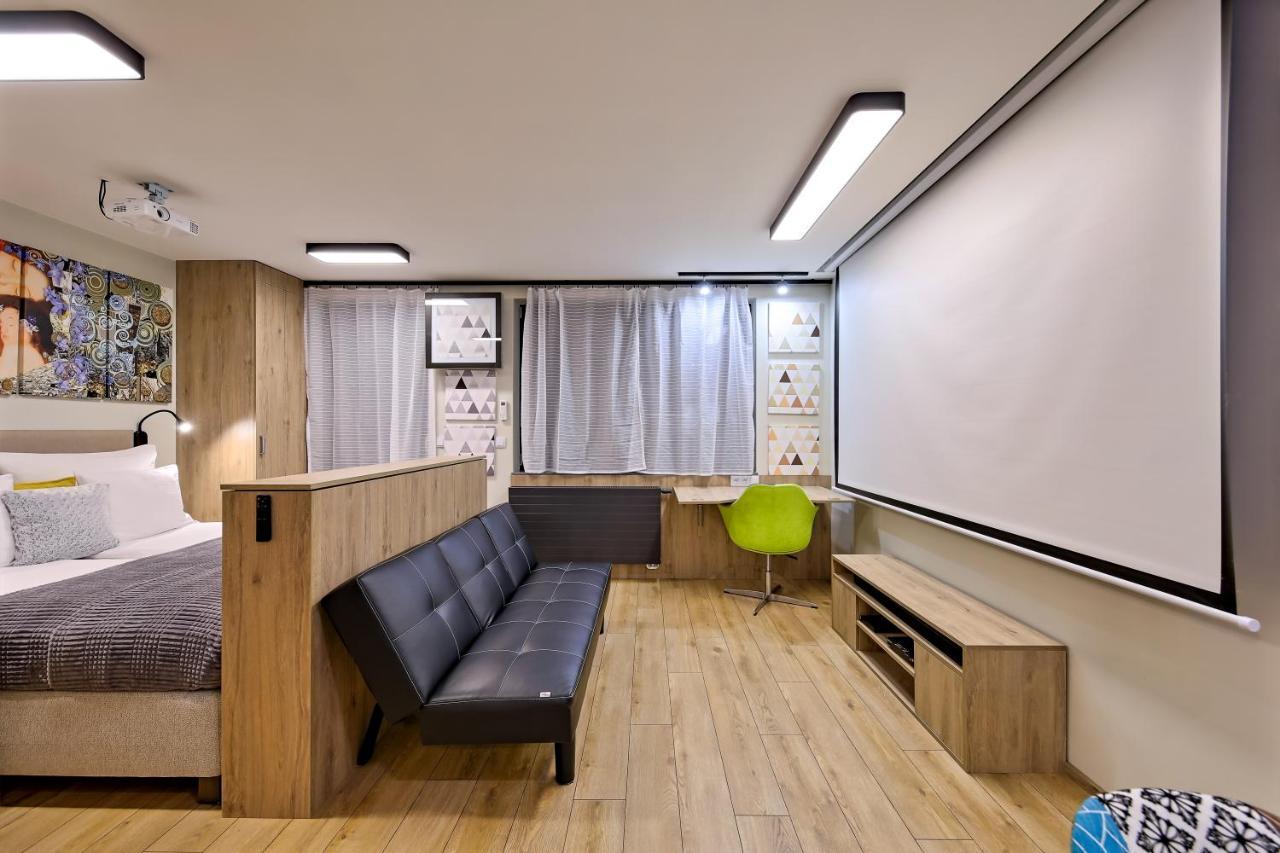 Inpoint Apartments G11 Near Old Town & Kazimierz District & Parking Option 克拉科夫 外观 照片