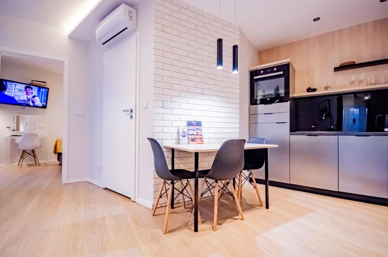 Inpoint Apartments G11 Near Old Town & Kazimierz District & Parking Option 克拉科夫 外观 照片
