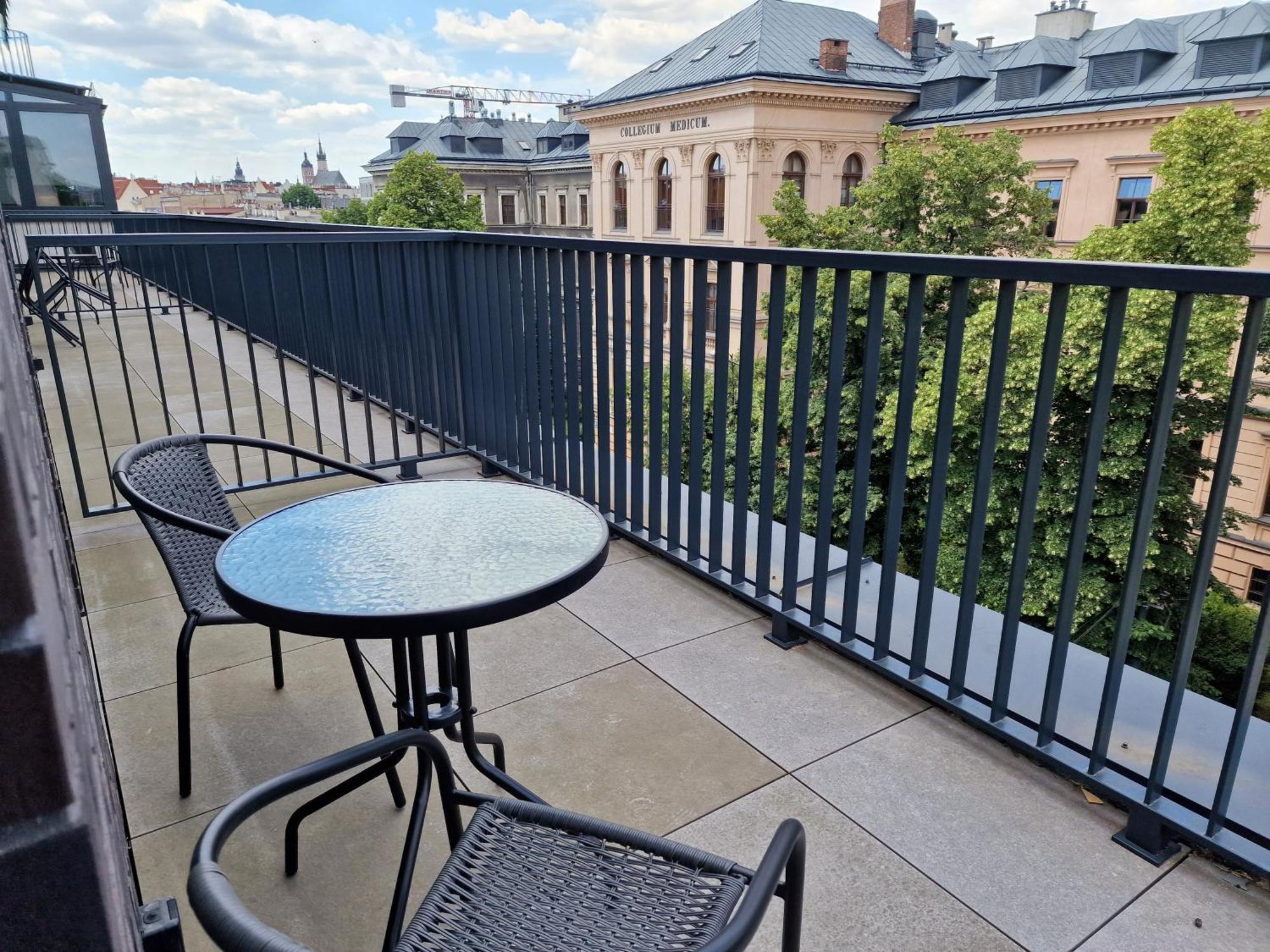 Inpoint Apartments G11 Near Old Town & Kazimierz District & Parking Option 克拉科夫 客房 照片